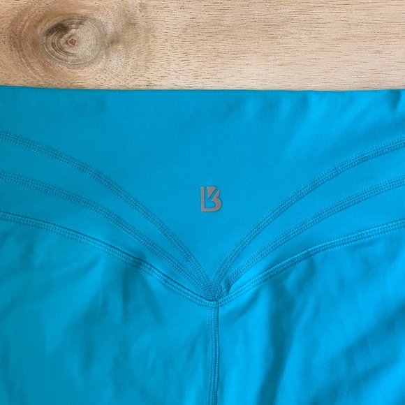 BUFFBUNNY Legacy Shorts - Picture 7 of 9